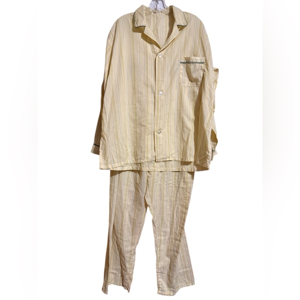 Vintage vtg retro light weight men’s 2 piece Striped Cream yellow Pajama Set